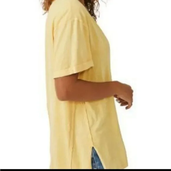 We The Free Keep Me V-Neck T-Shirt Yellow NWOT Medium - Picture 2 of 8